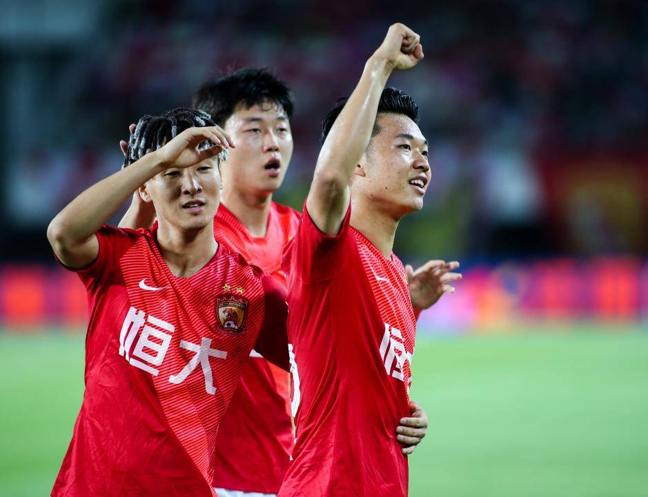 新秀崛起！德甲青训球员引发球迷热议的简单介绍