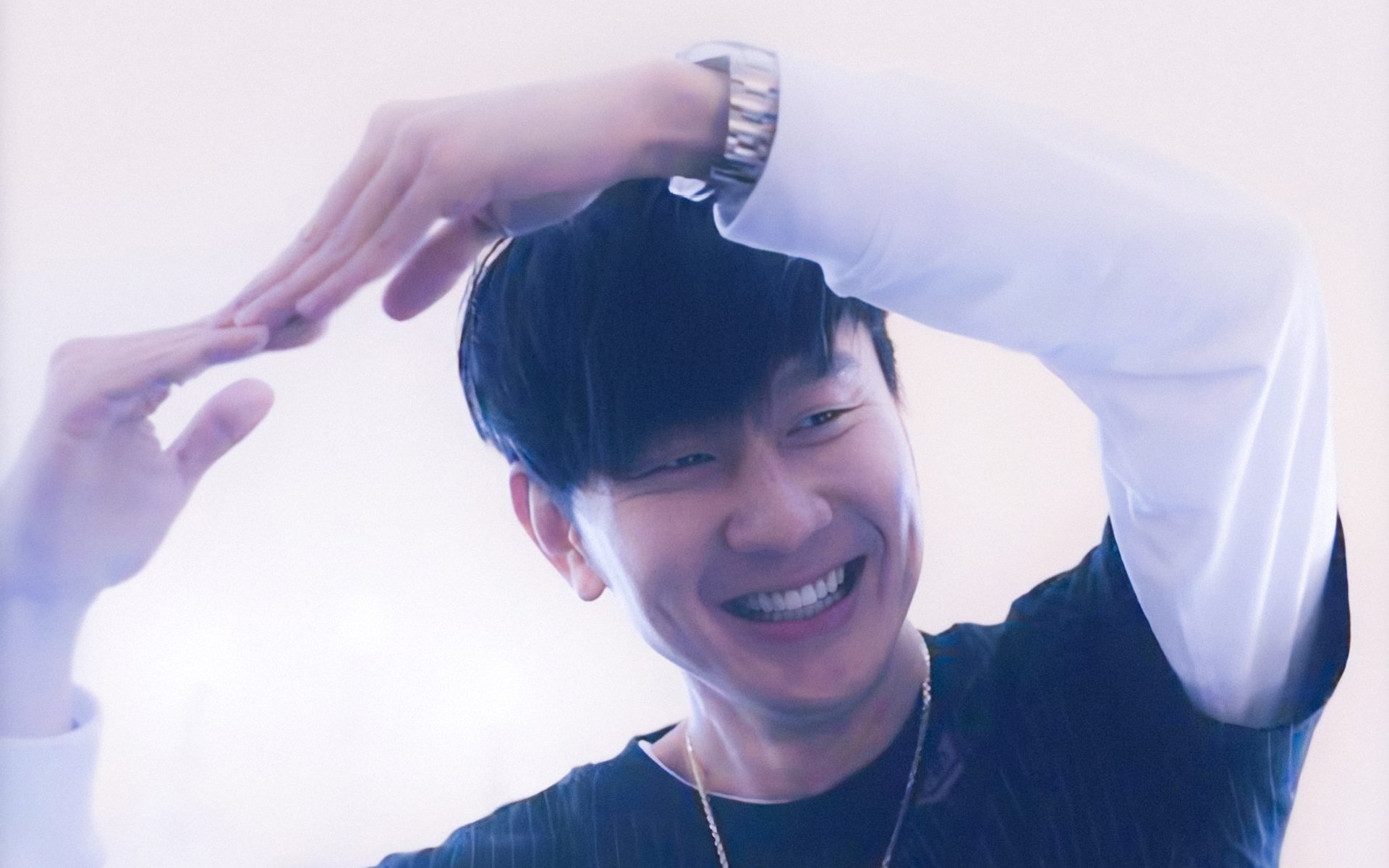 萨拉赫的魔法，如何让莱比锡红牛的南非封锁线从头条消失？