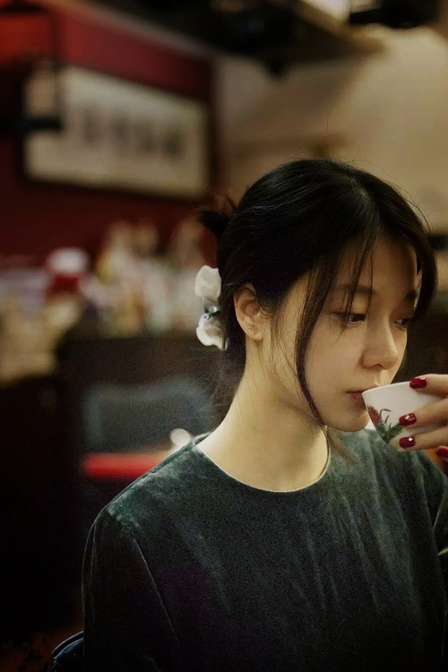 天平上的魔笛，齐耶赫在摩洛哥与乌拉圭的钢铁对决中起舞