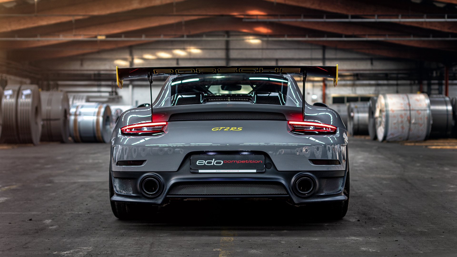 英格拉姆领军鹈鹕取胜，雄鹿客场轻取上海队