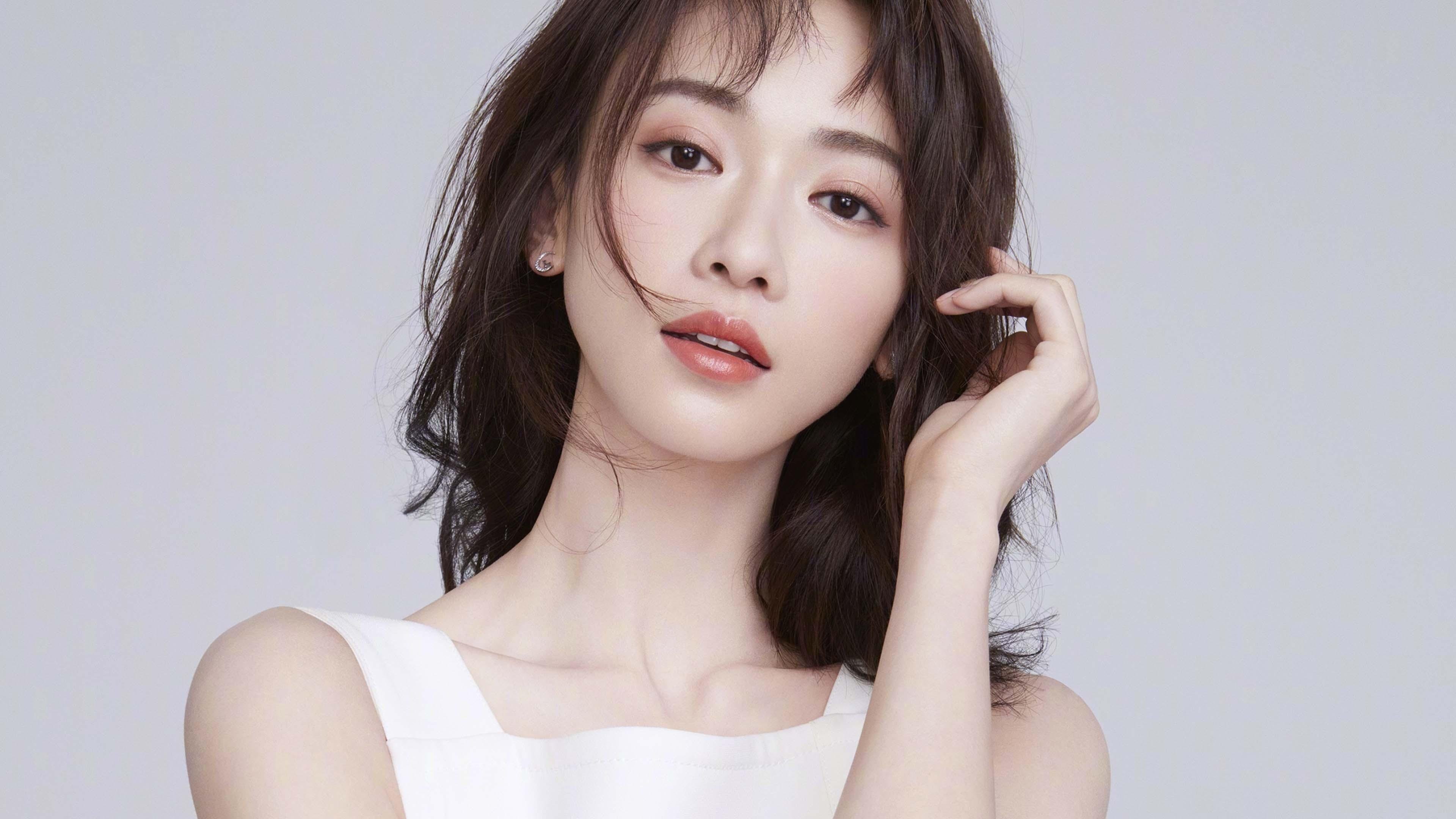 哈登的教科书，活塞的晋级路，深圳队的未来式，一场篮球哲学的跨时空对话